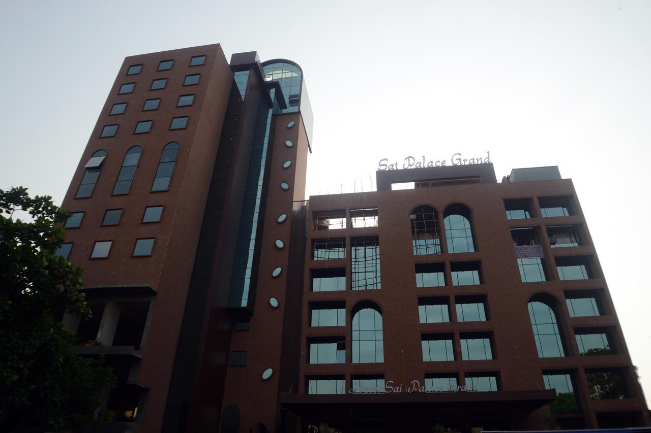 Sai Palace Grand, Malad Mumbai Dış mekan fotoğraf
