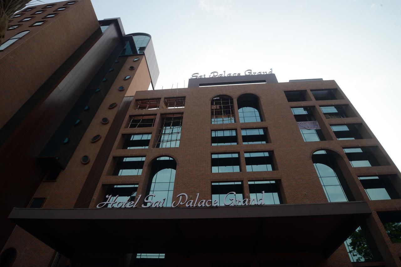 Sai Palace Grand, Malad Mumbai Dış mekan fotoğraf