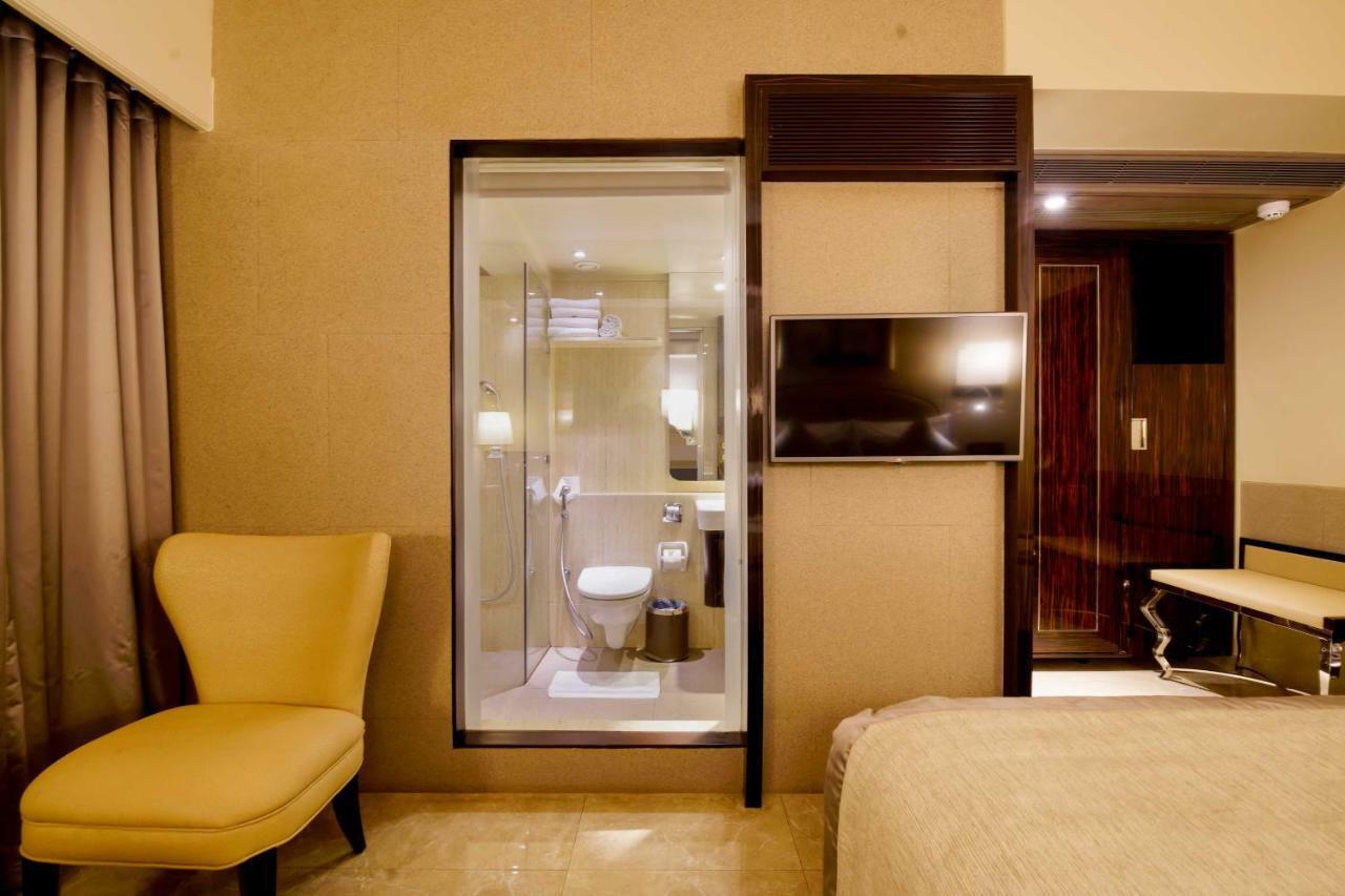 Sai Palace Grand, Malad Mumbai Dış mekan fotoğraf
