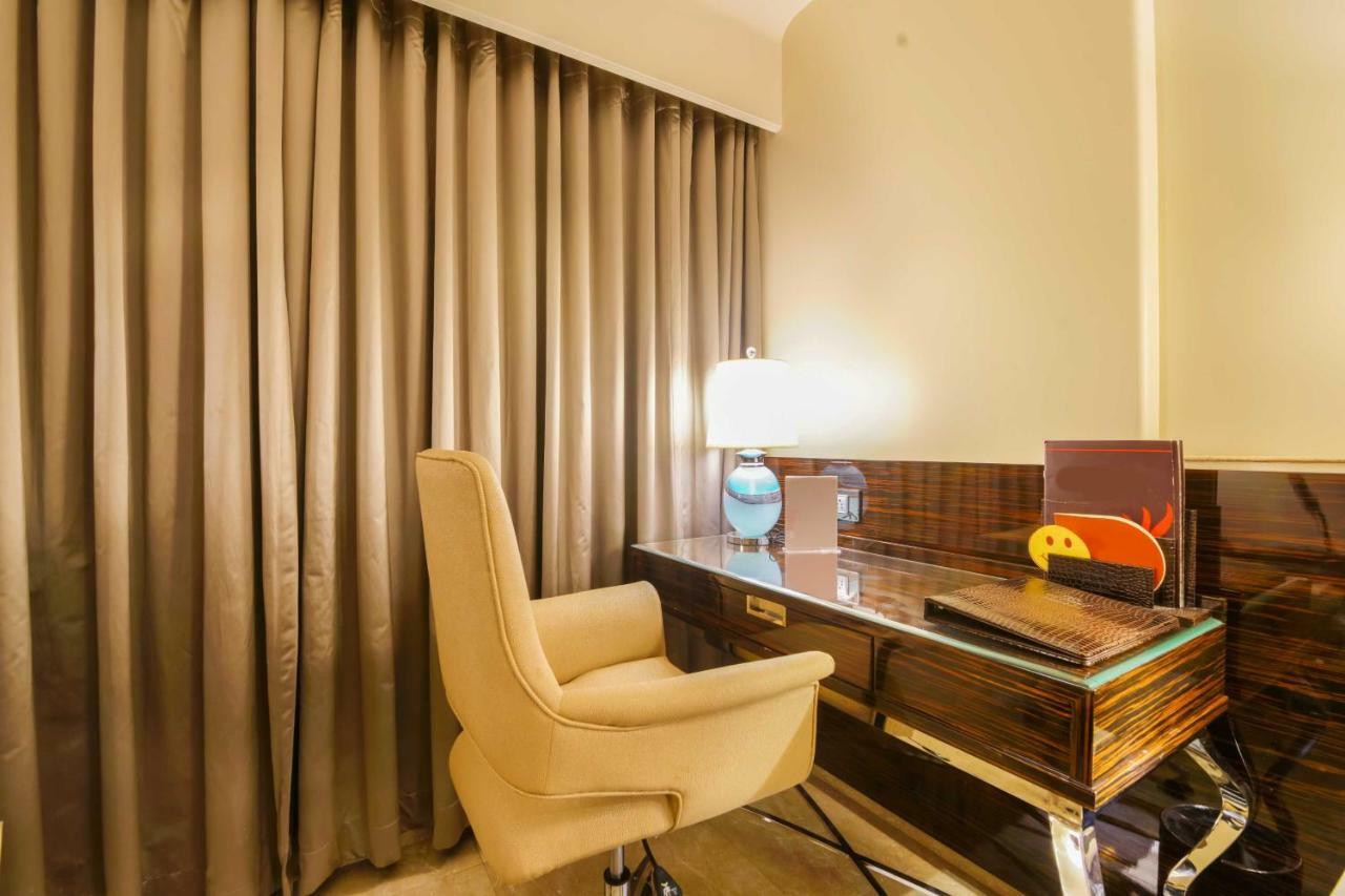 Sai Palace Grand, Malad Mumbai Dış mekan fotoğraf